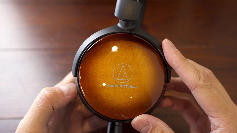 ATH-WP900's beautiful wooden earcups