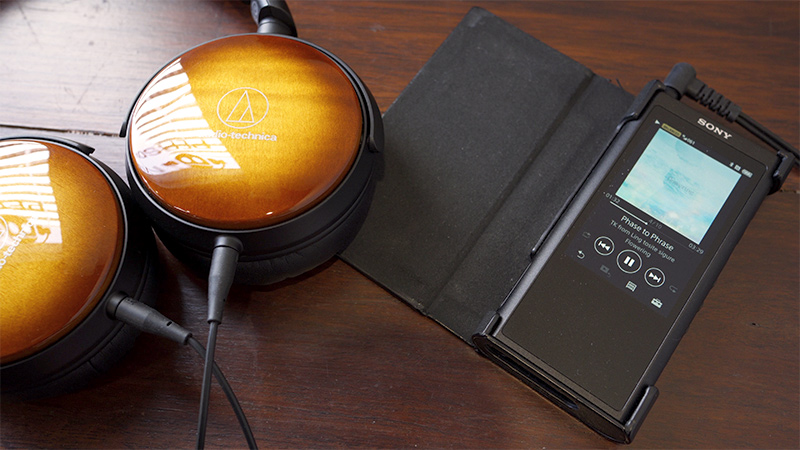 The WP900 can be driven from a portable source.
