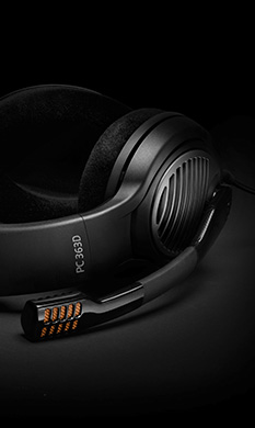 Gaming Headsets & Headphones