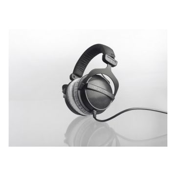 Beyerdynamic DT 770 PRO 80 Ohm Closed Studio Headphones