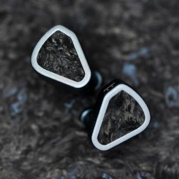 Symphonium Audio Giant