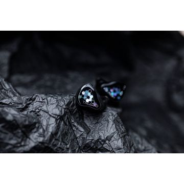 THIEAUDIO Monarch MKIV 2DD + 6BA + 2EST IEM