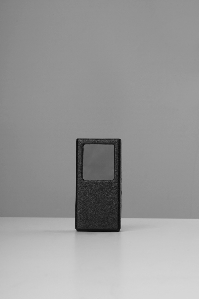 Questyle M18 Leather Case